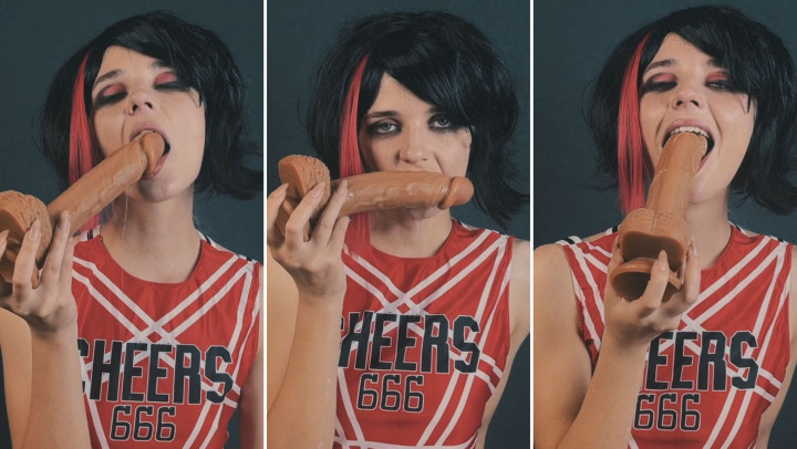 Emo Cheerleader - Dildo Blowjob - Mar 31, 2023