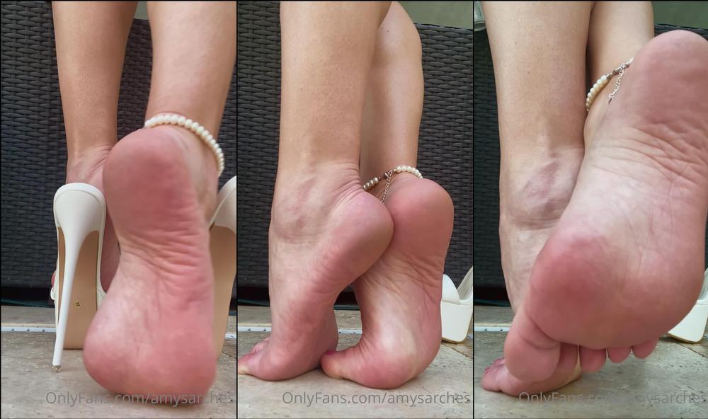 amysarches 06 02 2021 2025587627 here s a vid of me in my sexy stiletto mules for you guys i hope you like my close ups