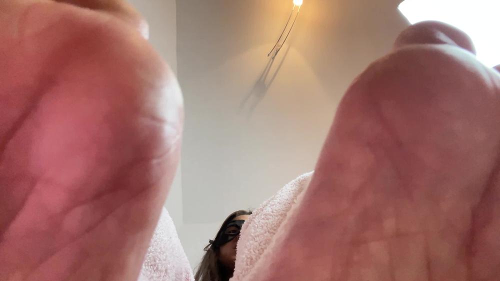 Meanasianwife - Smell My Feet Before I Go To Bed | Foot Domination Femdom POV