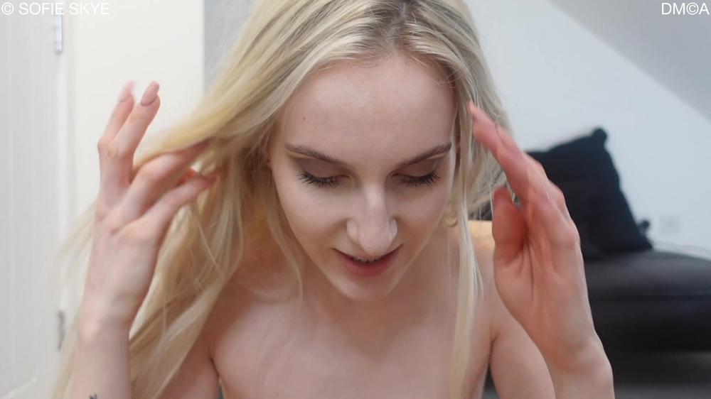 Girlfriends Kisses Make You Cum