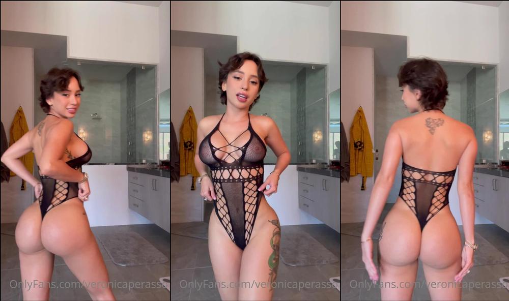 veronicaperasso 03 05 2021 2100116234 More twerk   I like to dance naked more