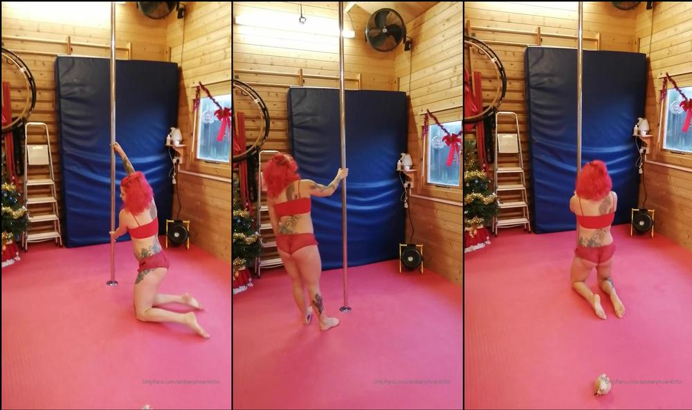 amberphoenixfox 10319715 2019 12 17 little pole routine in red for xmass xx xx xx x 3