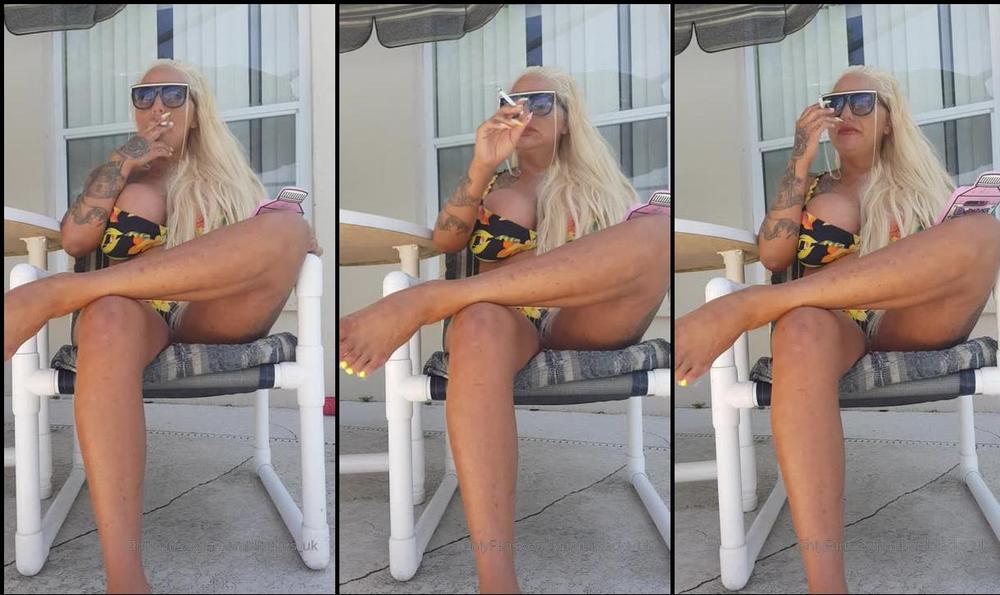 bambiblacks_uk 01 08 2019 48119156 Poolside smoking