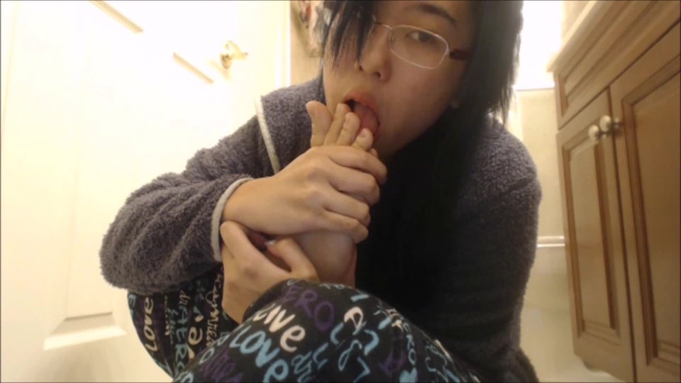 Kittymei Toe Licking And Sucking