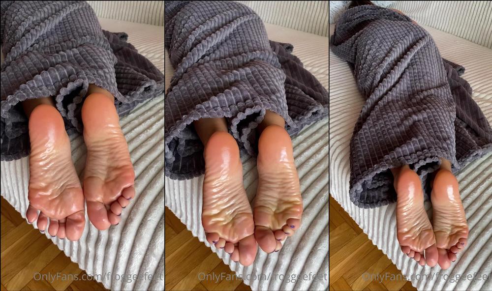froggeevip 01 05 2021 2098062295 join me under the blanket