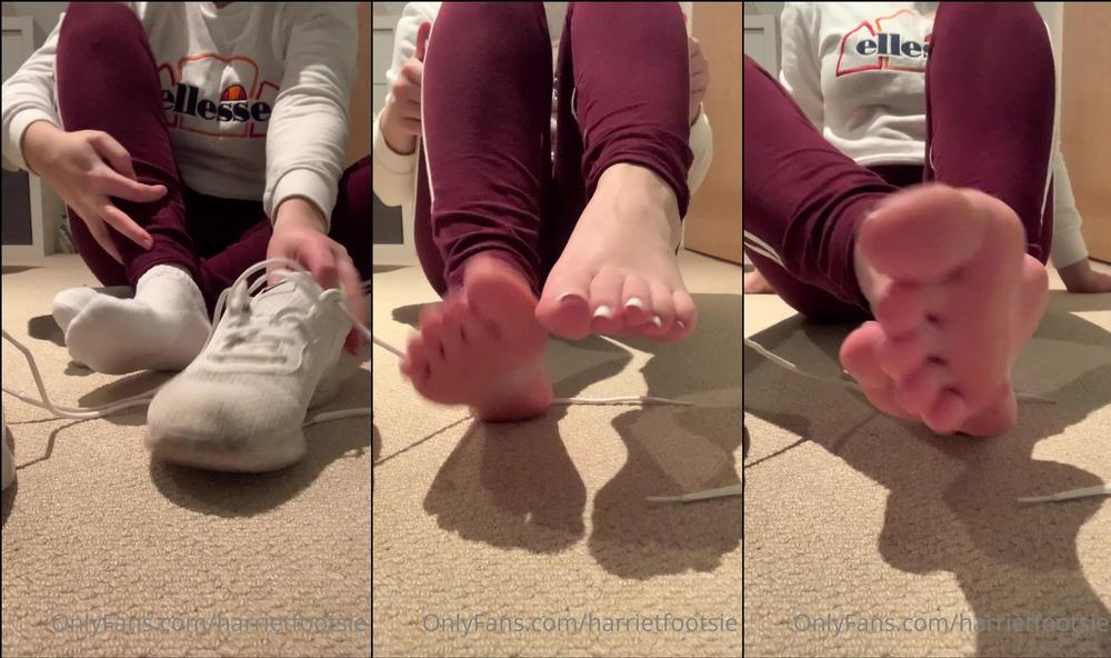 harrietfootsie 07 12 2020 1404274469 Just got back from netball.. they might not look it but my feet are nice and warm and clam
