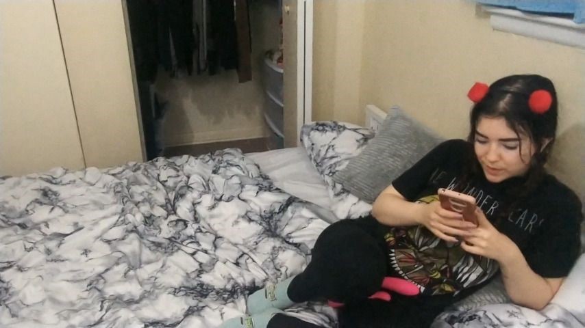 Lilredvelvet Quarantine Cuckolding
