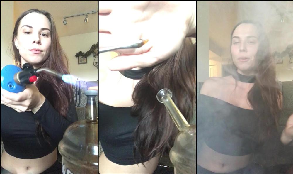 aidrafoxx 02 03 2017 596489 Smoke fetish 710