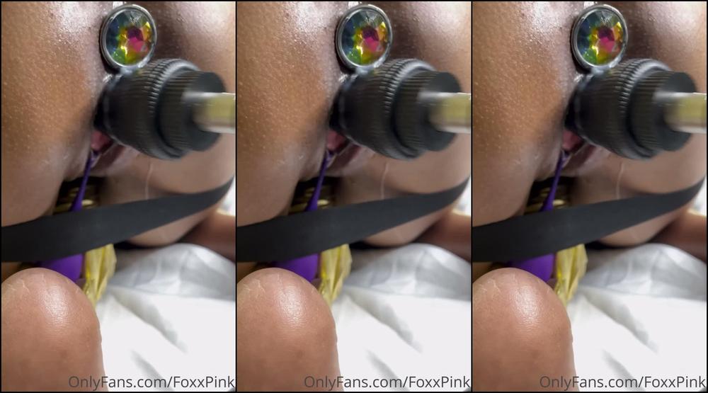 Fuck Machine Butt Plug Feet Orgasm