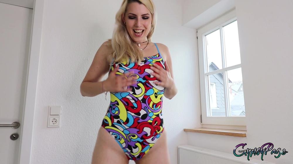 Gypsypage I Show You All My Swimsuits