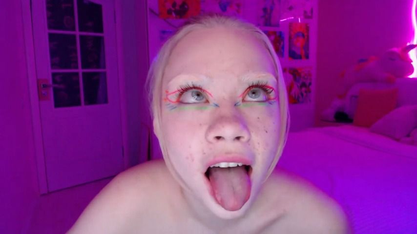 Exotic MakeUp White Eyebrow Ahegao - February 26, 2022