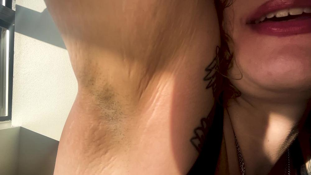 Your Goddess El - You'Re My Sweat Rag - Goddess El Mesermizes In This Sweaty Armpit Worship Clip Featuring Stinky Armpits, Sweat Worship, And More