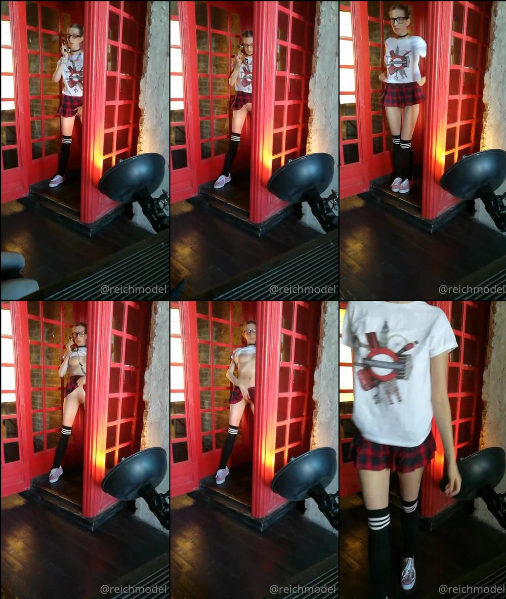 reichmodel 16 06 2020 435285408 live