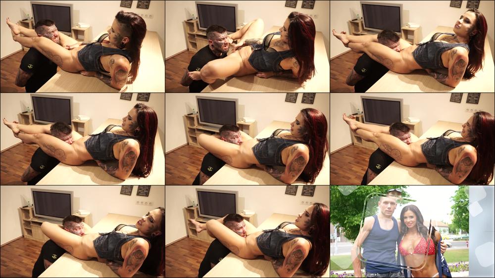 Gymbabe The Waitress Extreme Headscissor