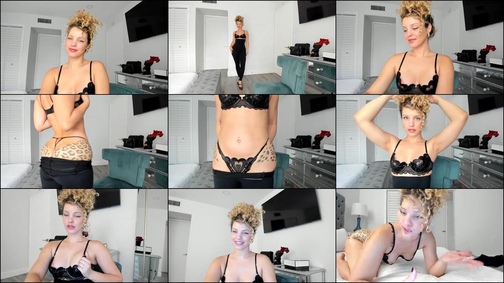 Blonde's Intimate Moment: Vagina Shakes & Clit Flares