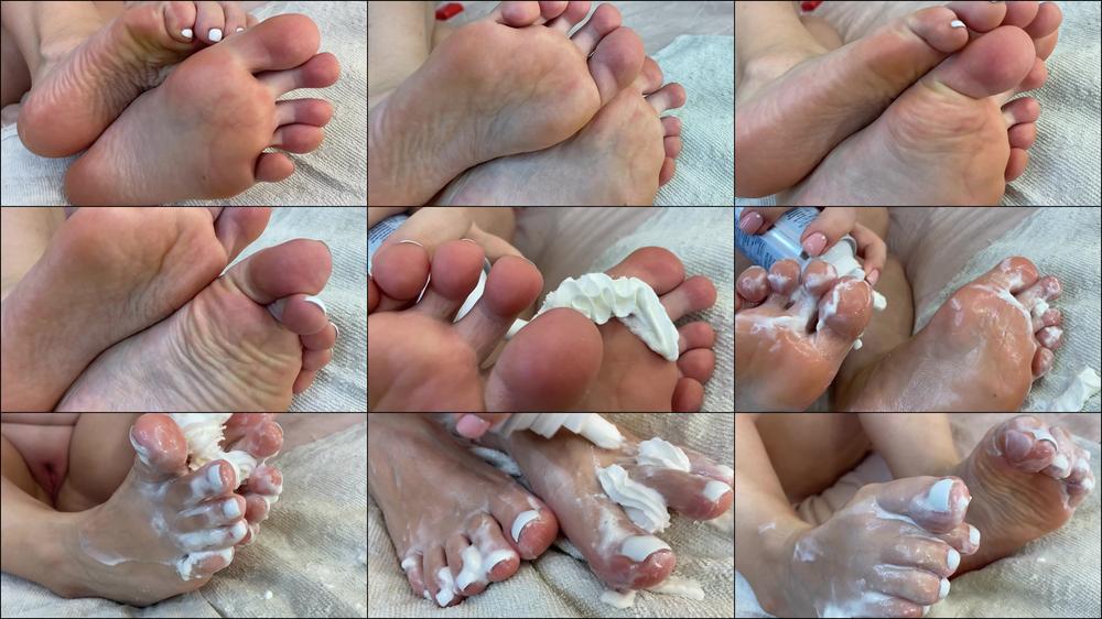 Lick my feet with whipped cream