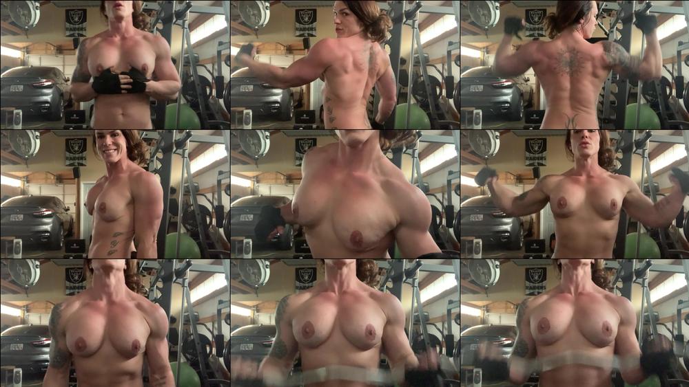 musclemama1113 01 02 2020 139645828 Got a lil arm action today 