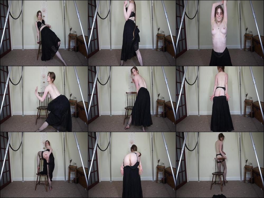 Big Skirt Exotic Dancer Strip Tease