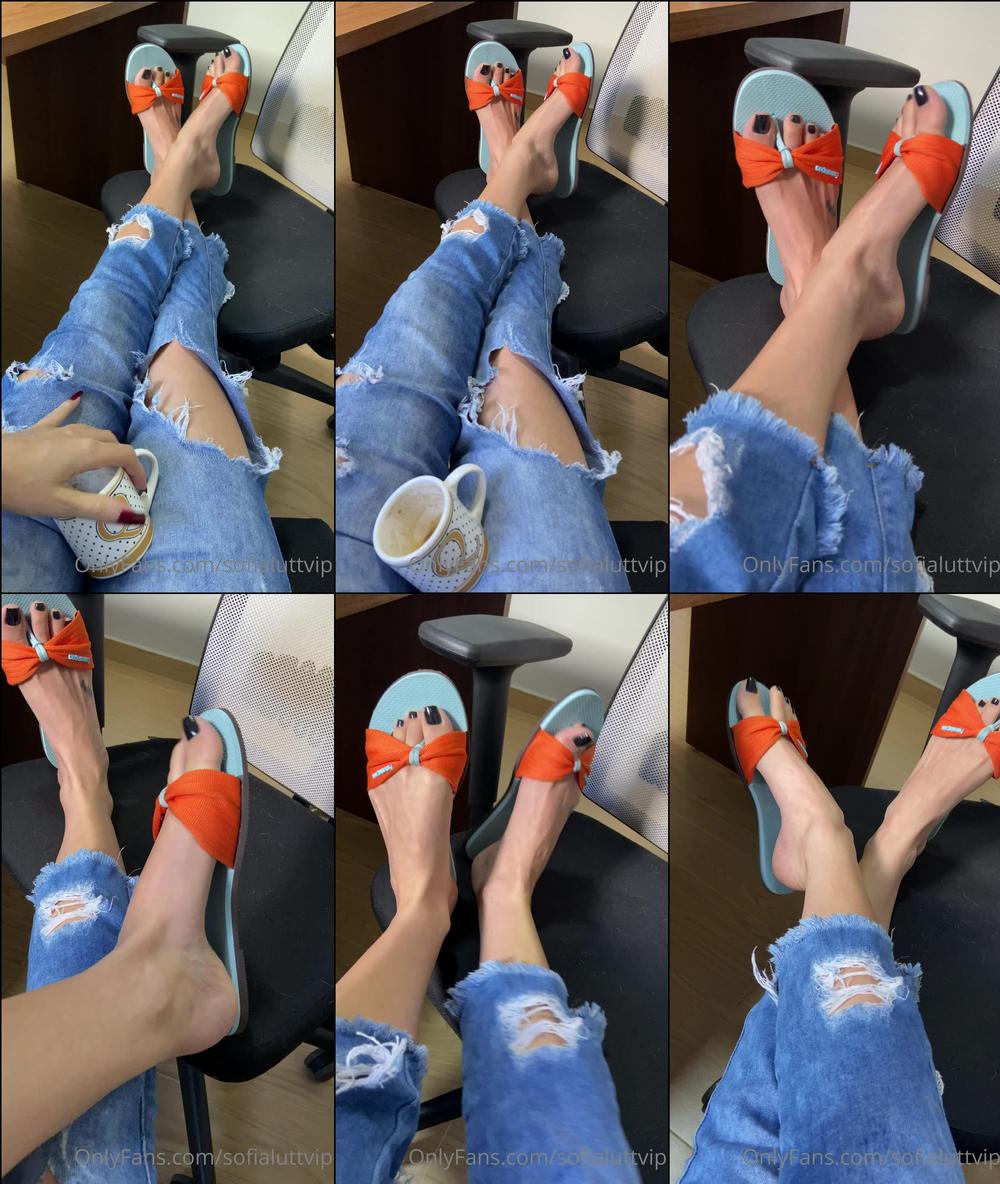 sofialuttvip 03 11 2021 2264436699 Good morning with na atual fav flip flop 