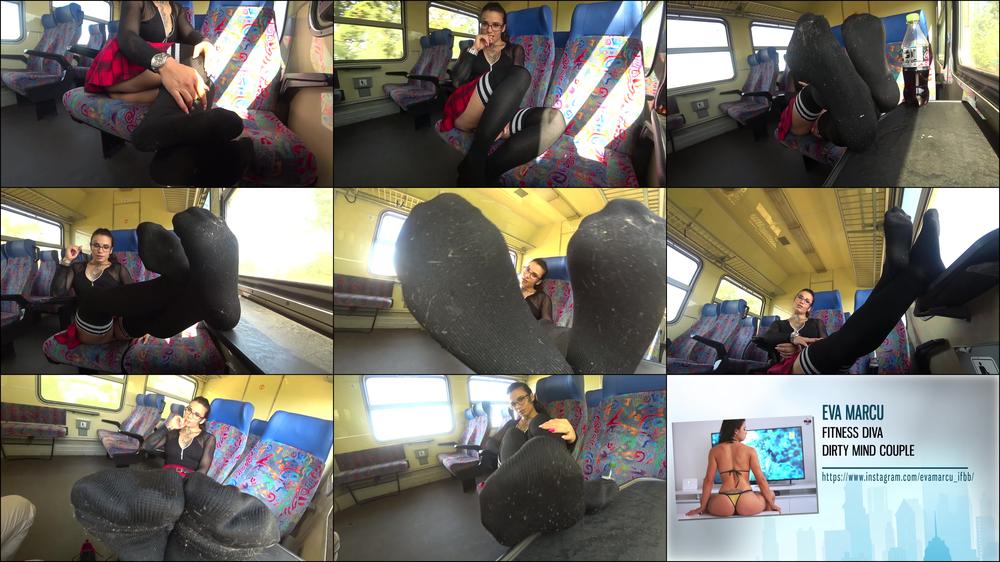 Gymbabe Kinky Nerdy Girl On Train Sock Worship