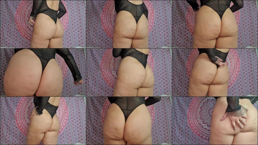 Mesmerized by my ass dancing