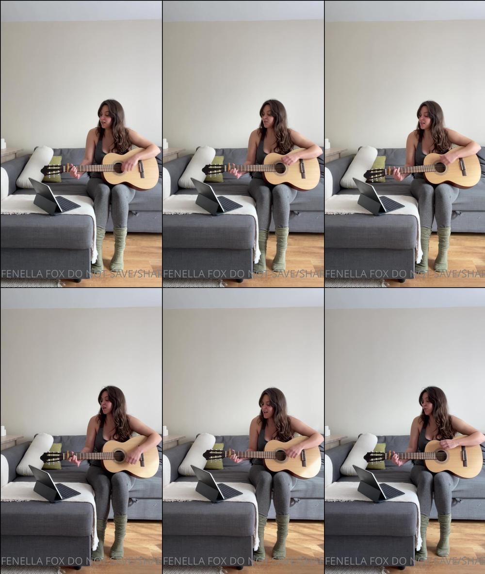 fenellafox 10 04 2021 2078972992 a sing from last week  