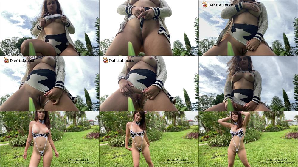 2 Little Sluts In Cow Cosplay Pee