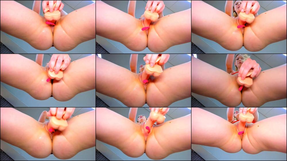 Big dick deep in my pussy - August 18, 2022