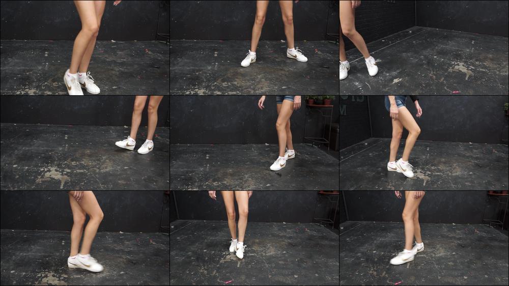 Madison Scrapes and Squeaks Her Nike's