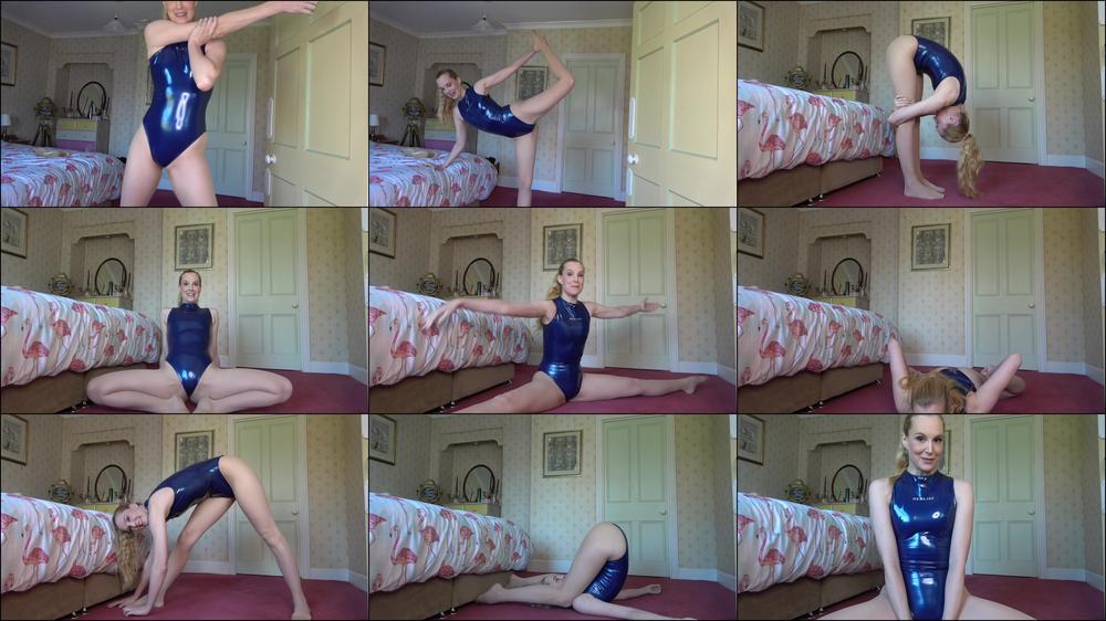 Ariel Anderssen Stretching In Swimwear Pantyhose