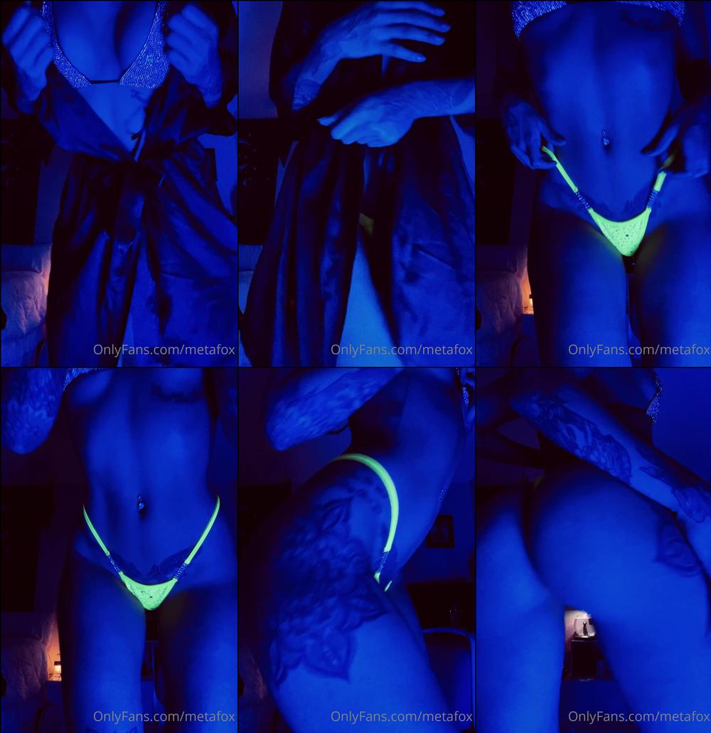 yourfavoritefox 04 08 2020 642855100 Dm me for a private dance to a song of your (or my) choosing 