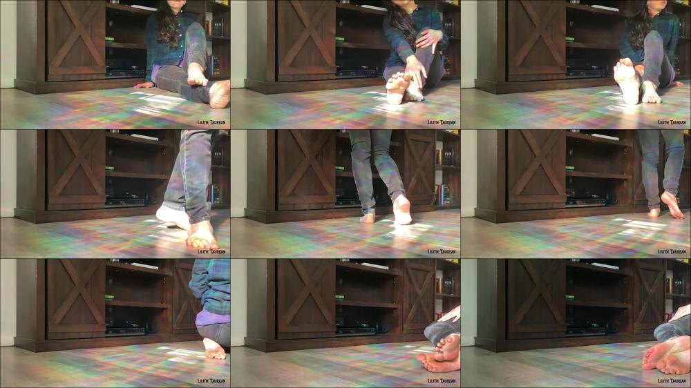 Lilith Taurean - Dirty Feet & Rainbows - Lilith Taurean Does A Dirty Foot Tease Under A Rainbow