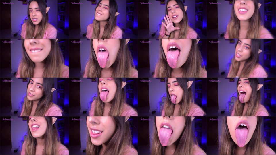 Salmakia Long Tongue Play Licking Fingers