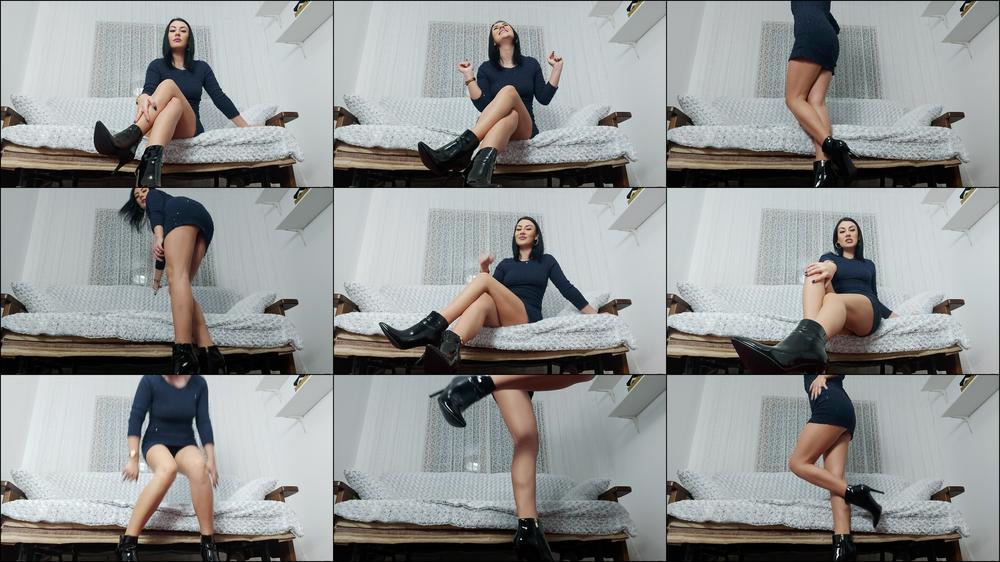 Tormented balls by my feet - May 26, 2023