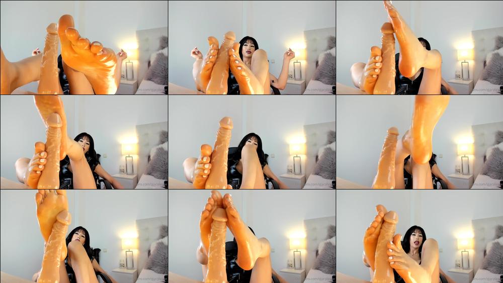 stacylayke 16 02 2022 2365705263 My foot is your weakness, my foot is everything you want, everything you need, everything 