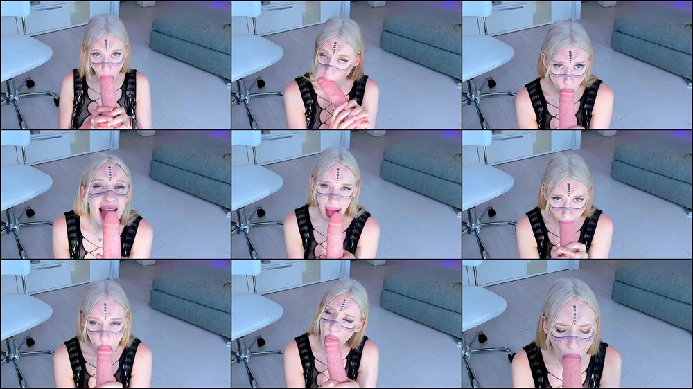 Dark queen ahegao facial - May 19, 2022