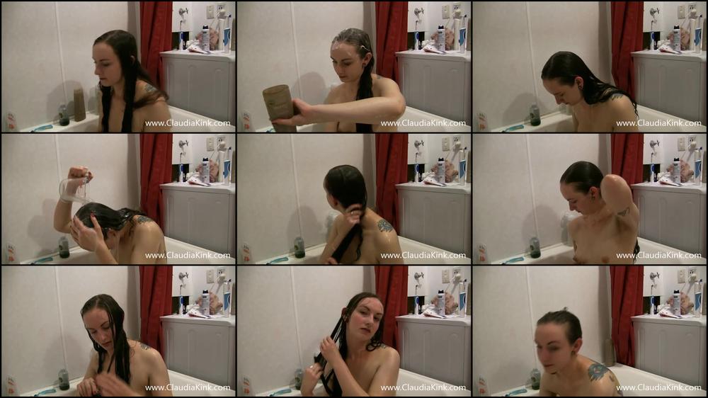 Washing my Long Hair in the Bath - December 15, 2019