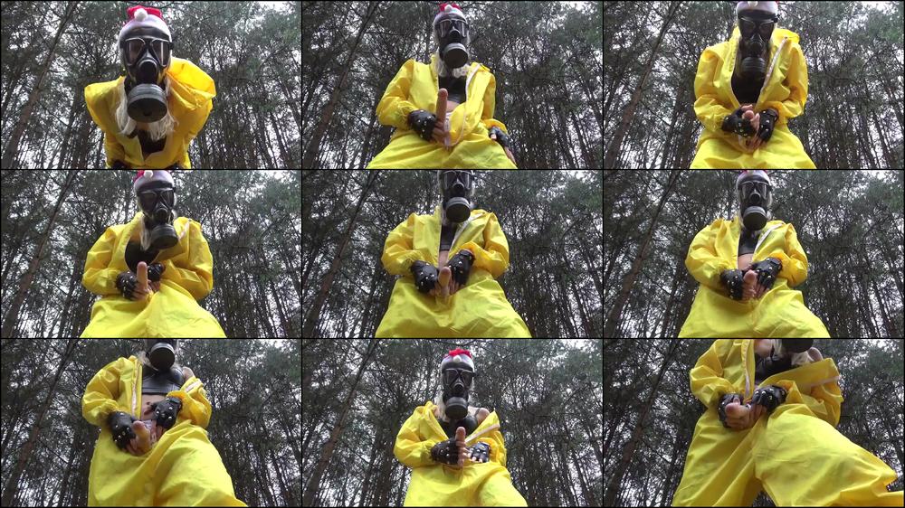 Post Apocalyptic Xmas Pegging