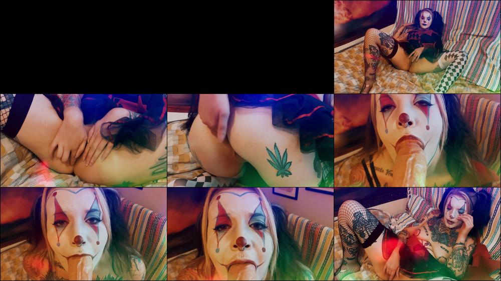 Naughty Clown Girl Gets Messy Facial