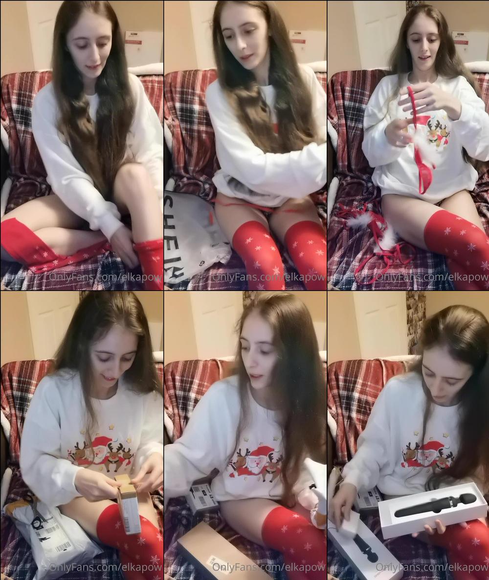 thepetitegeordie 243933158 2021 12 23 a lil unboxing thank you to everyone that sent gifts wether theyre shown here or not i appreciate 