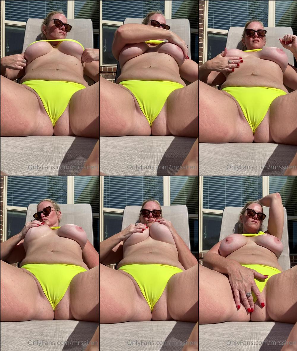 mrssiren 01 11 2020 1180586400 Enjoyed myself out by the pool today in the warm November weather here in Houston
