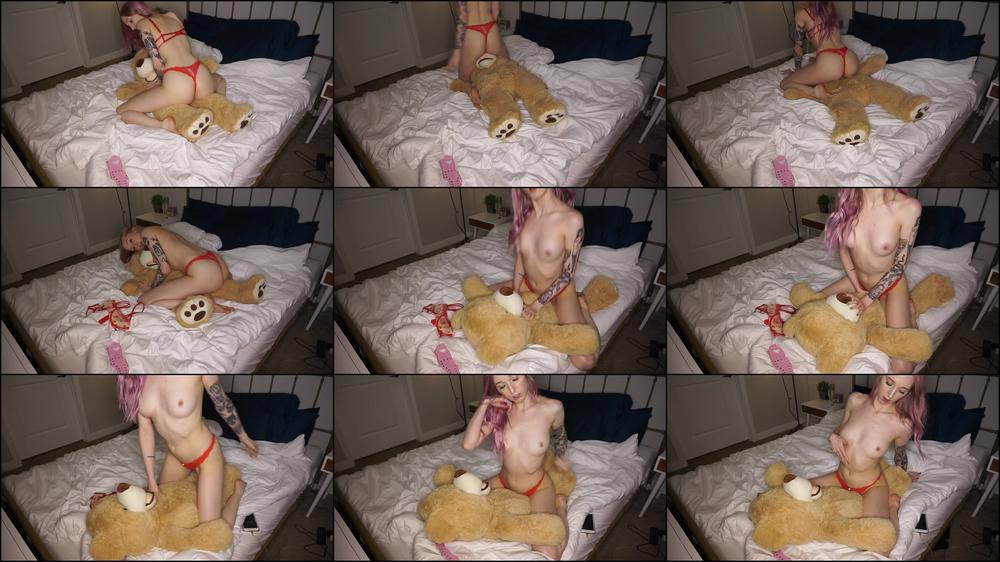275. Pillow Humping - Beary Naughty