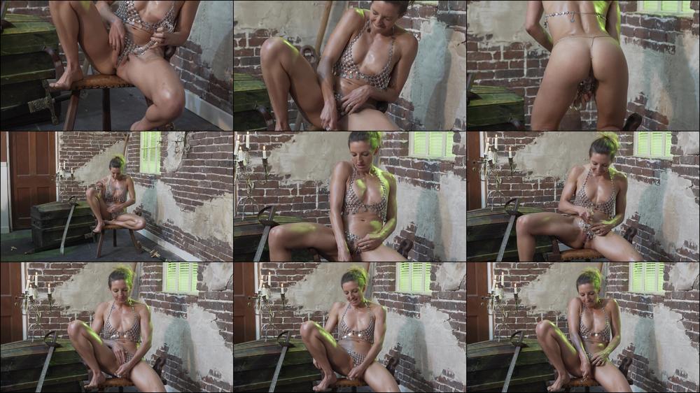 Medieval Dildo Masturbation in Chainmail - May 09, 2020