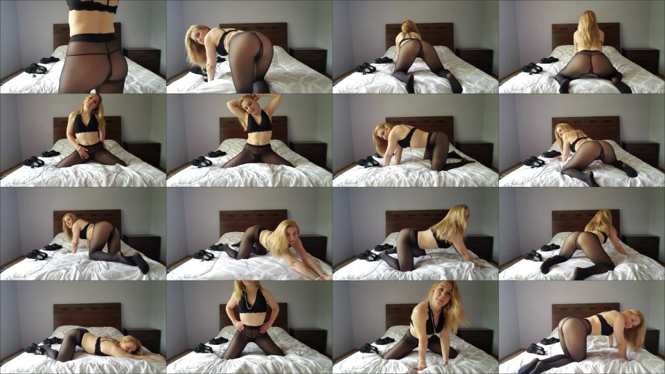 Clair Elizabeth Tight Butt In Black Tights