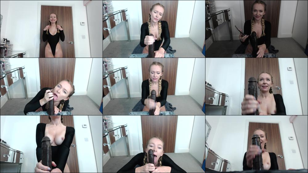 Daughter can't resist step dads cock - January 12, 2019