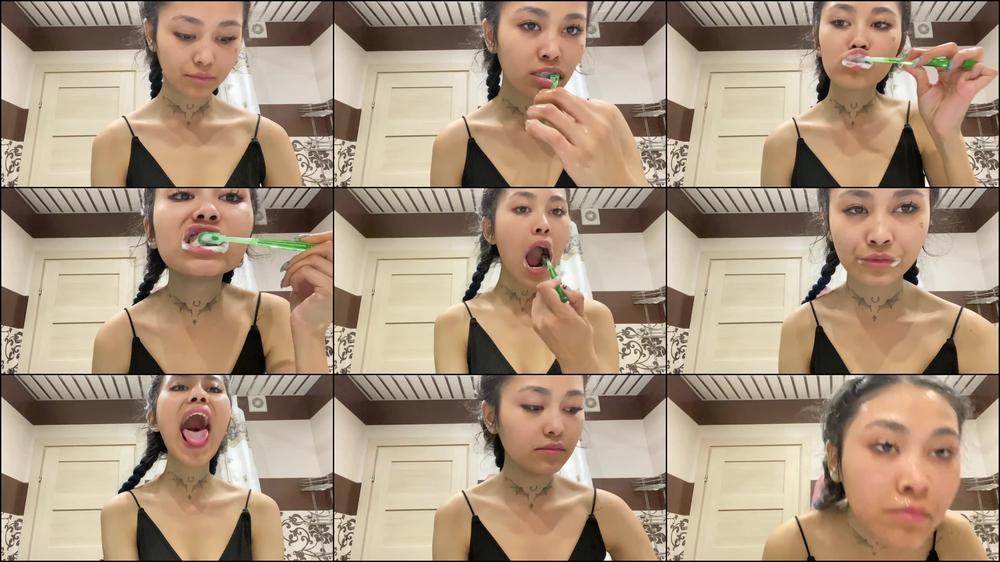 Brushing my teeth - July 29, 2021
