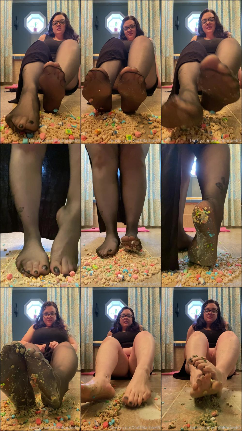 gothbarbie69 2023-12-27 at 20-43 Fansly (gothbarbie69)