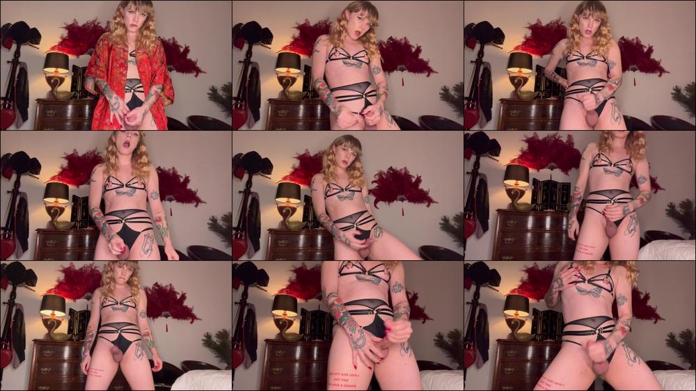 Jerking Off In Sexy Lingerie w/ Cumshot