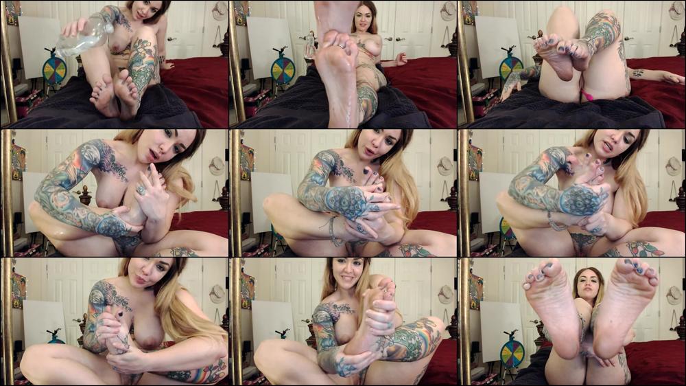 Foot Fetish Play With Oil