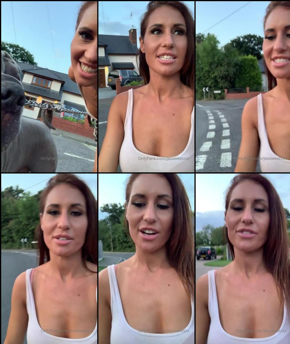 jesswestxxx 01 08 2019 48193244 Out for a pooch walk still doing tip 4 a vid